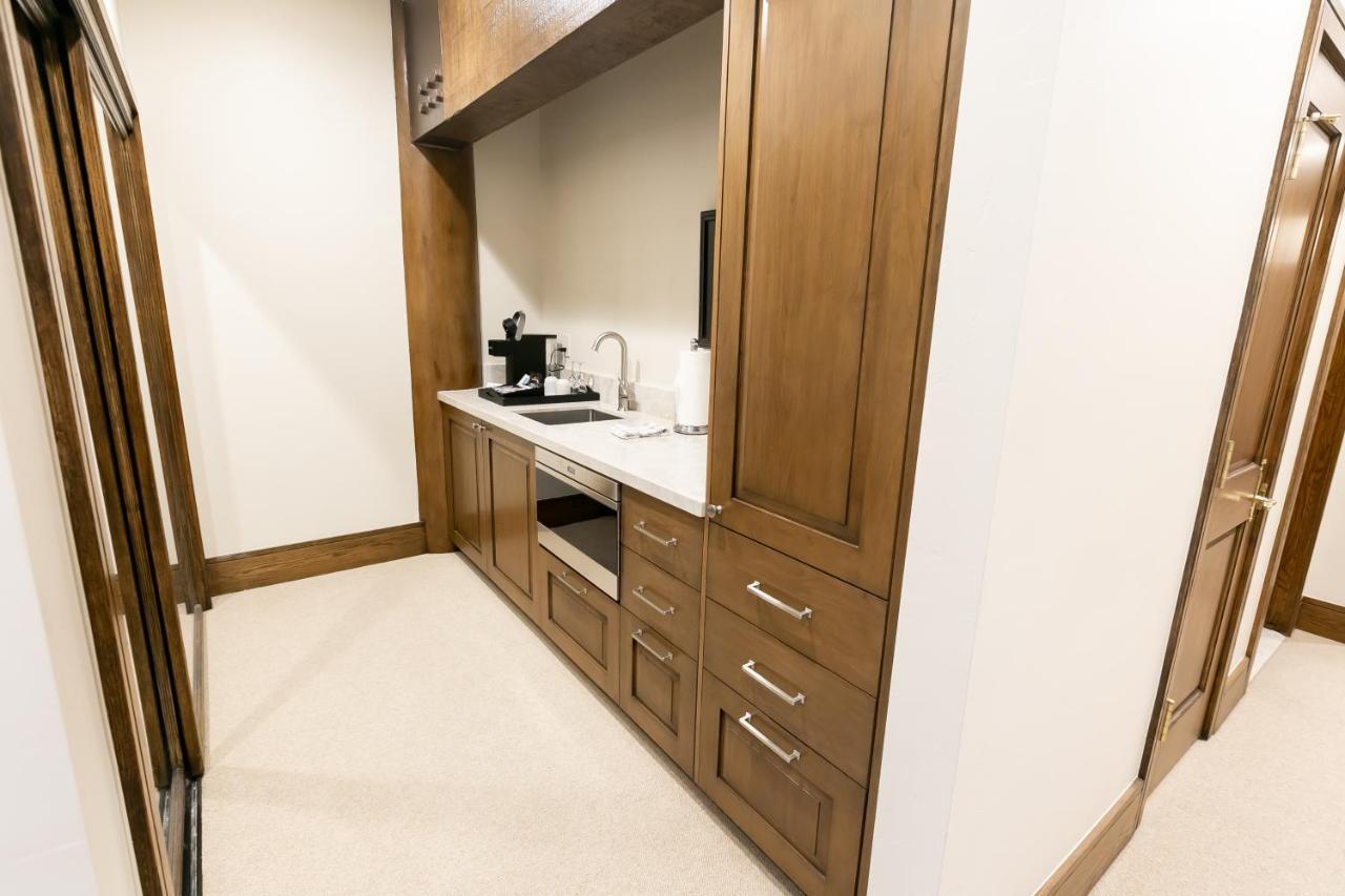 Sultan Two Bedroom Loft Suite With Majestic Mountain Views Condo Park Stadt Exterior foto